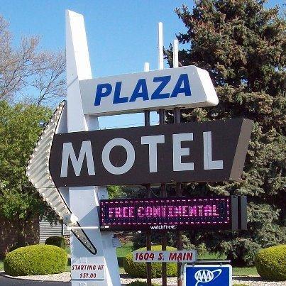 Plaza Motel Bryan Ngoại thất bức ảnh