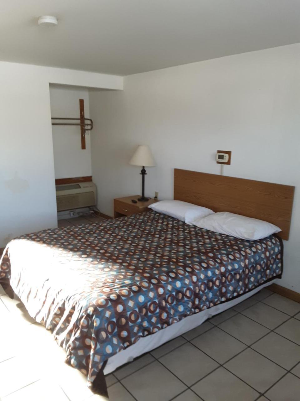 Plaza Motel Bryan Phòng bức ảnh